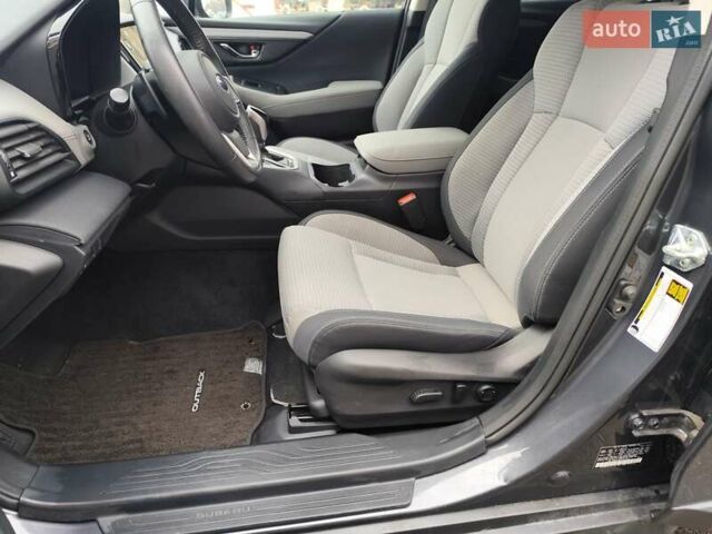 Черный Субару Аутбек, объемом двигателя 2.5 л и пробегом 22 тыс. км за 26500 $, фото 7 на Automoto.ua