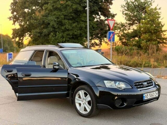 Черный Субару Аутбек, объемом двигателя 3 л и пробегом 300 тыс. км за 5650 $, фото 2 на Automoto.ua