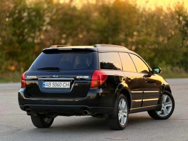 Черный Субару Аутбек, объемом двигателя 3 л и пробегом 300 тыс. км за 5650 $, фото 6 на Automoto.ua