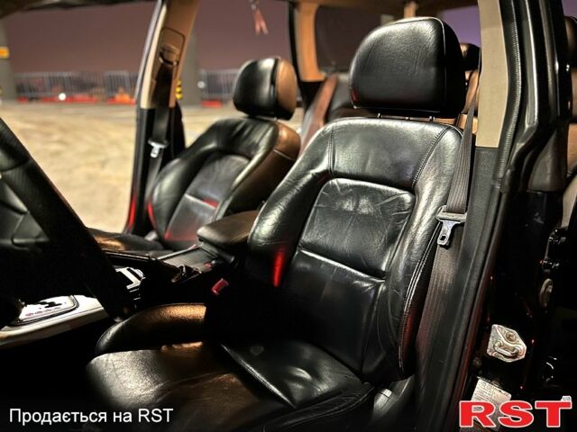 Черный Субару Аутбек, объемом двигателя 3 л и пробегом 280 тыс. км за 7800 $, фото 4 на Automoto.ua