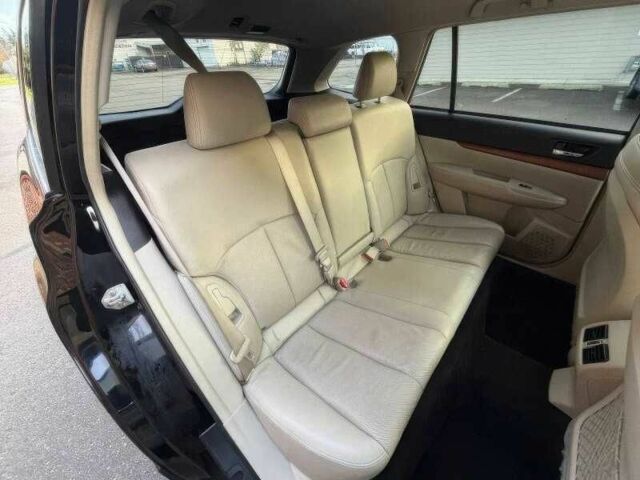 Чорний Субару Аутбек, об'ємом двигуна 2.5 л та пробігом 146 тис. км за 5000 $, фото 13 на Automoto.ua