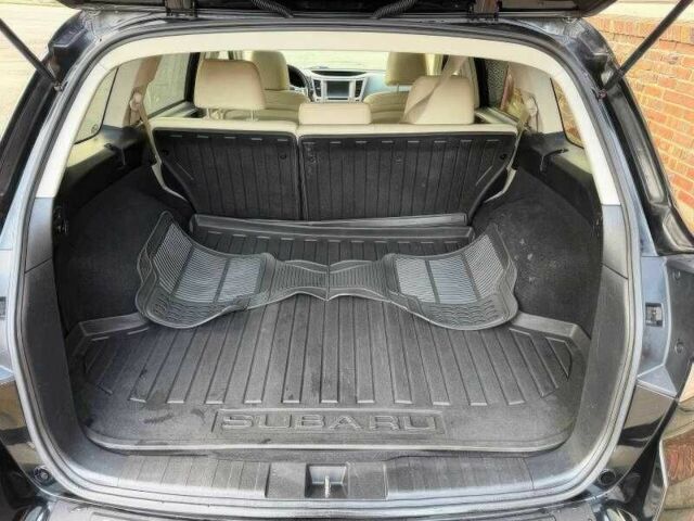 Чорний Субару Аутбек, об'ємом двигуна 2.5 л та пробігом 146 тис. км за 5000 $, фото 8 на Automoto.ua