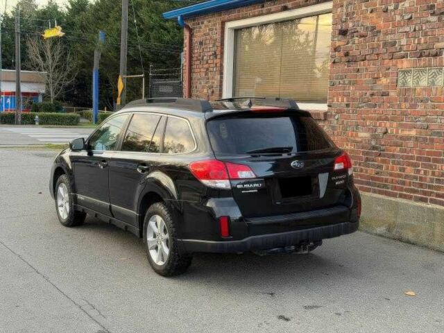 Чорний Субару Аутбек, об'ємом двигуна 2.5 л та пробігом 146 тис. км за 5000 $, фото 4 на Automoto.ua