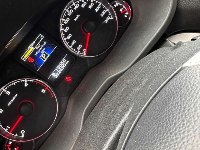 Черный Субару Аутбек, объемом двигателя 2.2 л и пробегом 223 тыс. км за 11000 $, фото 3 на Automoto.ua