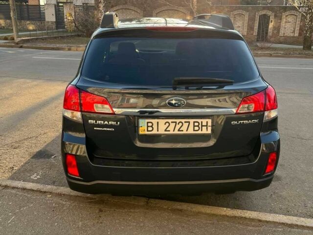 Черный Субару Аутбек, объемом двигателя 0 л и пробегом 180 тыс. км за 13000 $, фото 3 на Automoto.ua