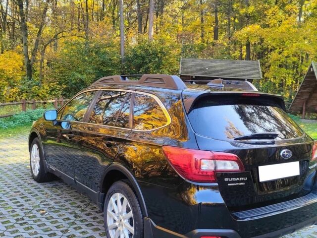 Черный Субару Аутбек, объемом двигателя 2.5 л и пробегом 172 тыс. км за 13800 $, фото 5 на Automoto.ua