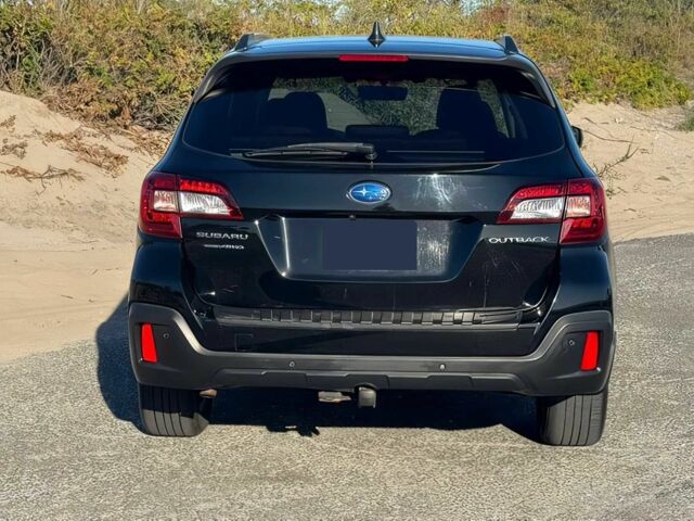 Черный Субару Аутбек, объемом двигателя 2.5 л и пробегом 43 тыс. км за 6500 $, фото 5 на Automoto.ua