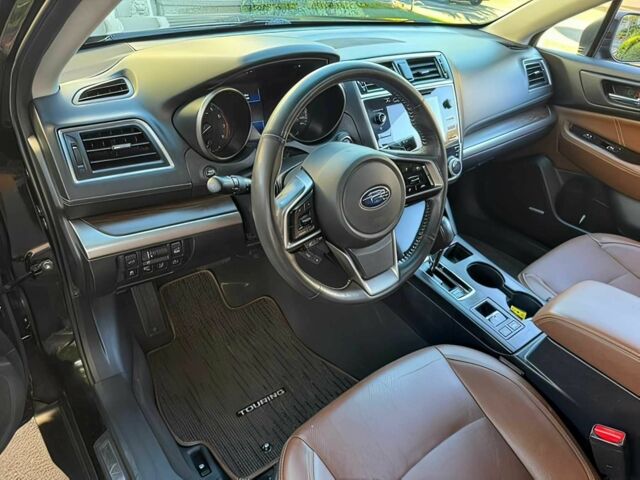 Черный Субару Аутбек, объемом двигателя 2.5 л и пробегом 43 тыс. км за 6500 $, фото 9 на Automoto.ua