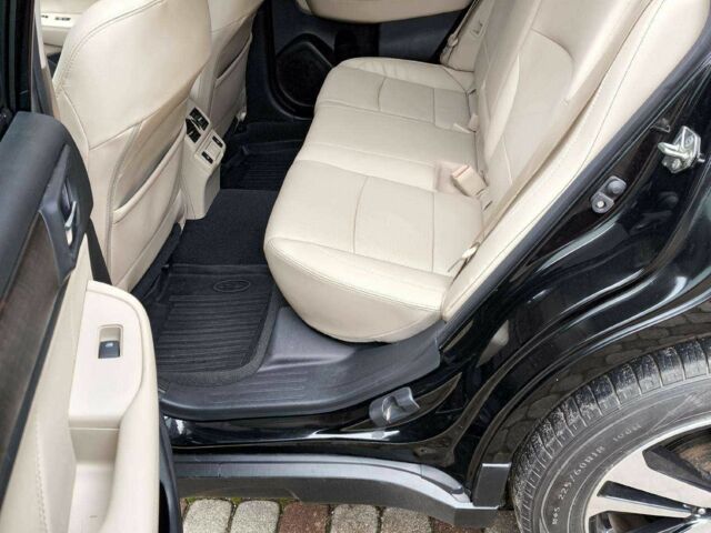 Черный Субару Аутбек, объемом двигателя 2.5 л и пробегом 82 тыс. км за 11499 $, фото 8 на Automoto.ua