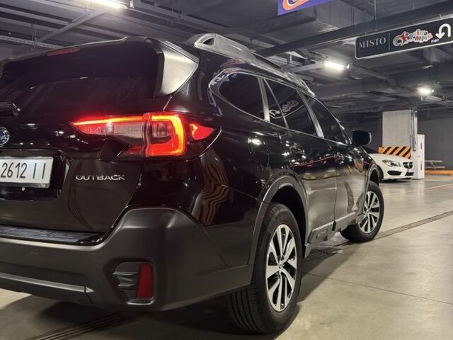 Черный Субару Аутбек, объемом двигателя 2.5 л и пробегом 98 тыс. км за 18000 $, фото 2 на Automoto.ua