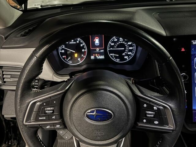 Черный Субару Аутбек, объемом двигателя 2.5 л и пробегом 98 тыс. км за 18000 $, фото 16 на Automoto.ua