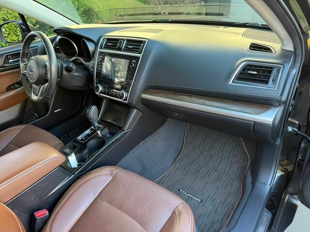 Черный Субару Аутбек, объемом двигателя 2.5 л и пробегом 43 тыс. км за 6500 $, фото 13 на Automoto.ua