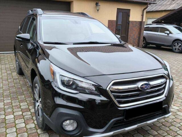 Черный Субару Аутбек, объемом двигателя 2.5 л и пробегом 82 тыс. км за 11499 $, фото 1 на Automoto.ua