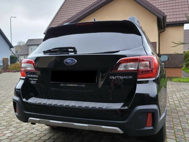 Черный Субару Аутбек, объемом двигателя 2.5 л и пробегом 82 тыс. км за 11499 $, фото 4 на Automoto.ua