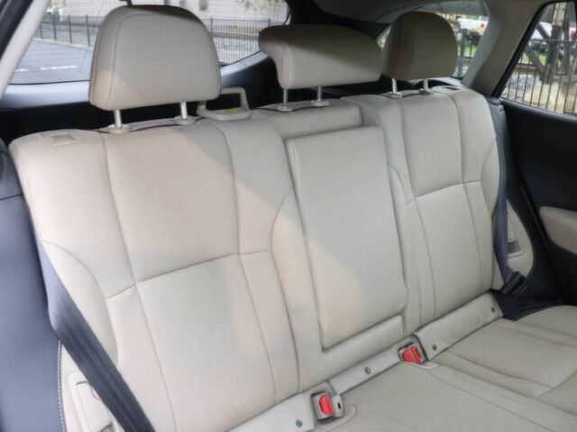 Черный Субару Аутбек, объемом двигателя 2.5 л и пробегом 12 тыс. км за 14800 $, фото 11 на Automoto.ua