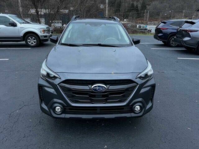 Черный Субару Аутбек, объемом двигателя 2.5 л и пробегом 17 тыс. км за 13700 $, фото 1 на Automoto.ua