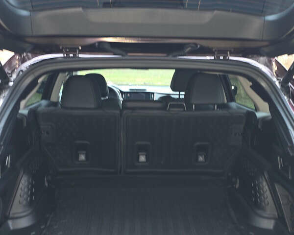 Фиолетовый Субару Аутбек, объемом двигателя 2.5 л и пробегом 2 тыс. км за 34000 $, фото 14 на Automoto.ua