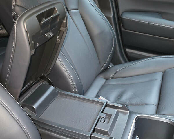 Фиолетовый Субару Аутбек, объемом двигателя 2.5 л и пробегом 2 тыс. км за 34000 $, фото 41 на Automoto.ua