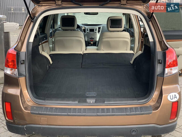 Коричневий Субару Аутбек, об'ємом двигуна 2.46 л та пробігом 255 тис. км за 10899 $, фото 23 на Automoto.ua