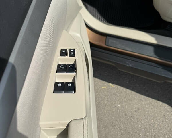 Коричневый Субару Аутбек, объемом двигателя 2.5 л и пробегом 199 тыс. км за 11500 $, фото 14 на Automoto.ua