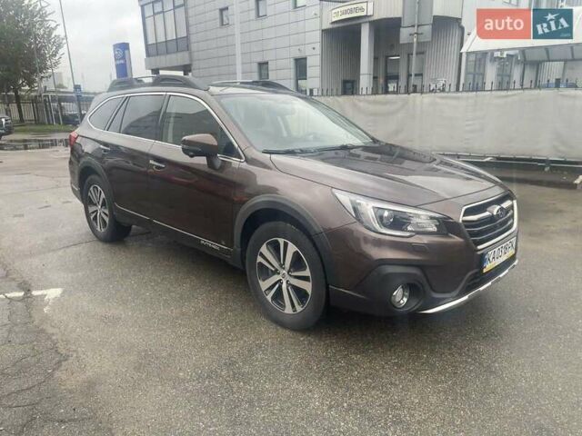 Коричневый Субару Аутбек, объемом двигателя 2.5 л и пробегом 180 тыс. км за 18900 $, фото 2 на Automoto.ua
