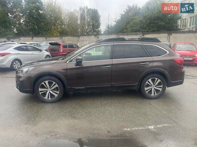 Коричневый Субару Аутбек, объемом двигателя 2.5 л и пробегом 180 тыс. км за 18900 $, фото 5 на Automoto.ua