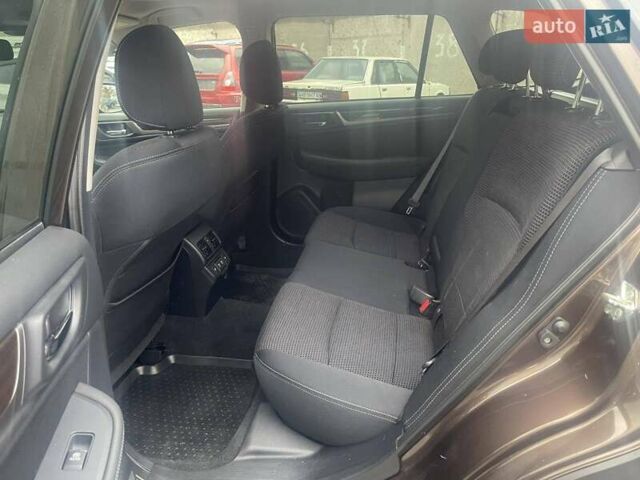 Коричневый Субару Аутбек, объемом двигателя 2.5 л и пробегом 180 тыс. км за 18900 $, фото 11 на Automoto.ua