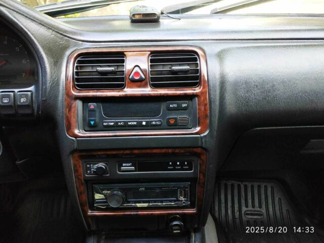 Червоний Субару Аутбек, об'ємом двигуна 2.5 л та пробігом 366 тис. км за 2000 $, фото 8 на Automoto.ua