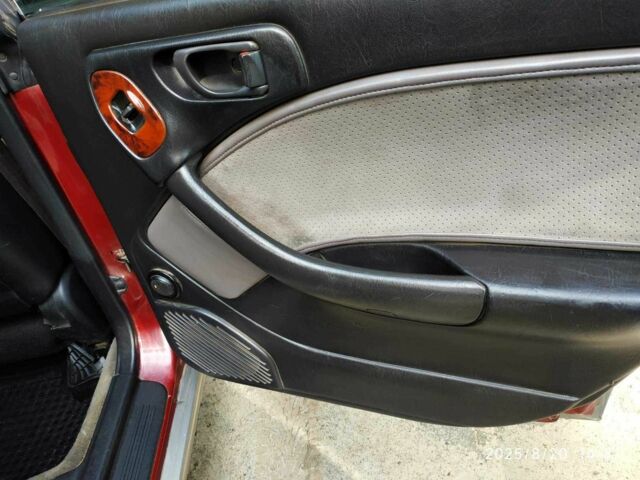 Червоний Субару Аутбек, об'ємом двигуна 2.5 л та пробігом 366 тис. км за 2000 $, фото 10 на Automoto.ua