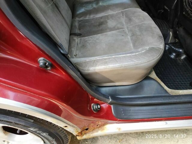 Червоний Субару Аутбек, об'ємом двигуна 2.5 л та пробігом 366 тис. км за 2000 $, фото 12 на Automoto.ua