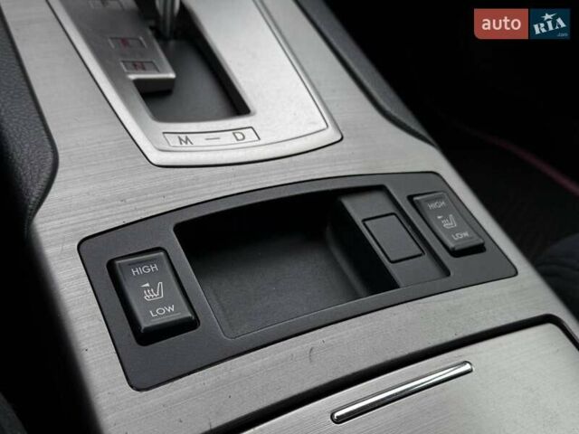 Красный Субару Аутбек, объемом двигателя 2.46 л и пробегом 195 тыс. км за 9490 $, фото 19 на Automoto.ua