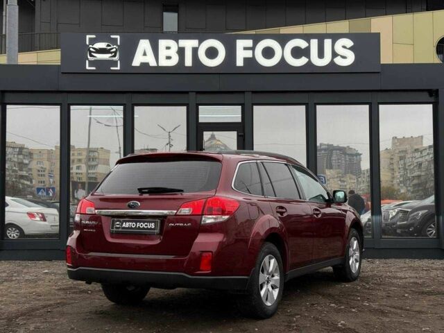 Красный Субару Аутбек, объемом двигателя 0 л и пробегом 195 тыс. км за 8490 $, фото 7 на Automoto.ua
