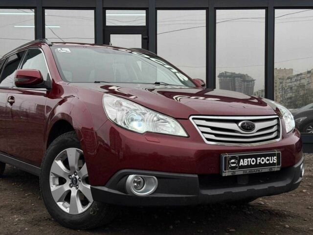 Красный Субару Аутбек, объемом двигателя 0 л и пробегом 195 тыс. км за 8490 $, фото 1 на Automoto.ua
