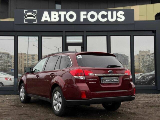 Красный Субару Аутбек, объемом двигателя 0 л и пробегом 195 тыс. км за 8490 $, фото 4 на Automoto.ua