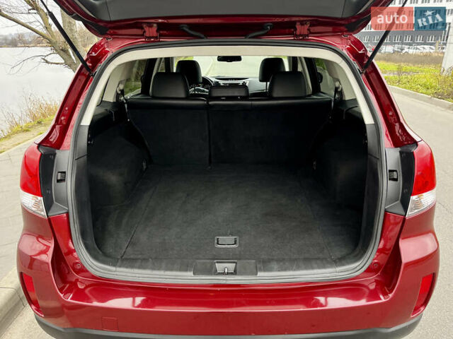 Красный Субару Аутбек, объемом двигателя 2.46 л и пробегом 254 тыс. км за 9900 $, фото 27 на Automoto.ua