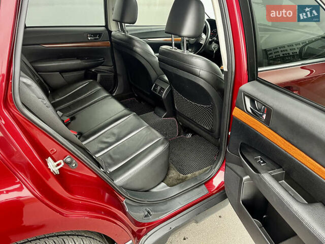 Красный Субару Аутбек, объемом двигателя 2.46 л и пробегом 254 тыс. км за 9900 $, фото 29 на Automoto.ua