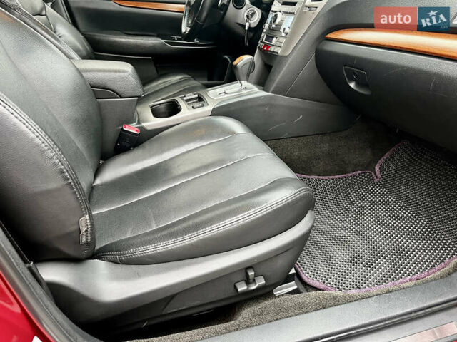 Красный Субару Аутбек, объемом двигателя 2.46 л и пробегом 254 тыс. км за 9900 $, фото 32 на Automoto.ua