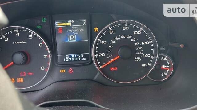 Красный Субару Аутбек, объемом двигателя 2.46 л и пробегом 250 тыс. км за 8800 $, фото 4 на Automoto.ua