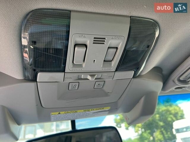 Красный Субару Аутбек, объемом двигателя 2.46 л и пробегом 150 тыс. км за 10500 $, фото 18 на Automoto.ua
