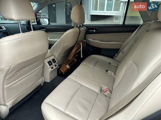 Червоний Субару Аутбек, об'ємом двигуна 2.46 л та пробігом 122 тис. км за 14700 $, фото 19 на Automoto.ua