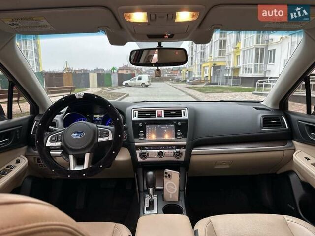 Червоний Субару Аутбек, об'ємом двигуна 2.46 л та пробігом 122 тис. км за 14700 $, фото 12 на Automoto.ua