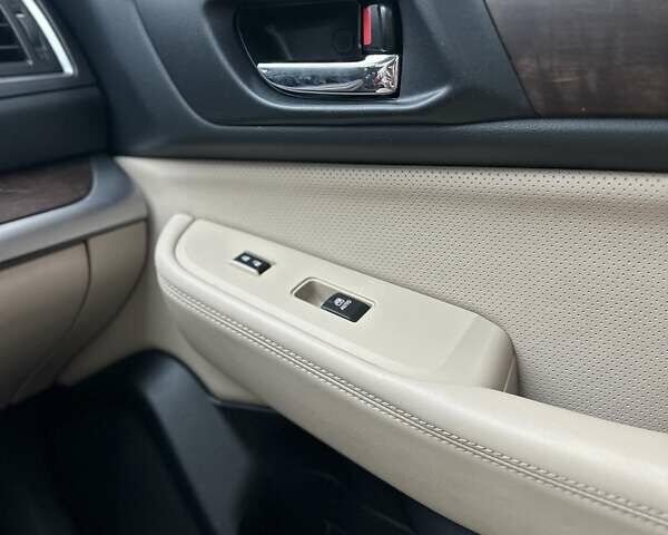 Червоний Субару Аутбек, об'ємом двигуна 2.46 л та пробігом 122 тис. км за 14700 $, фото 21 на Automoto.ua