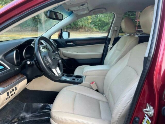 Красный Субару Аутбек, объемом двигателя 2.5 л и пробегом 77 тыс. км за 2000 $, фото 8 на Automoto.ua