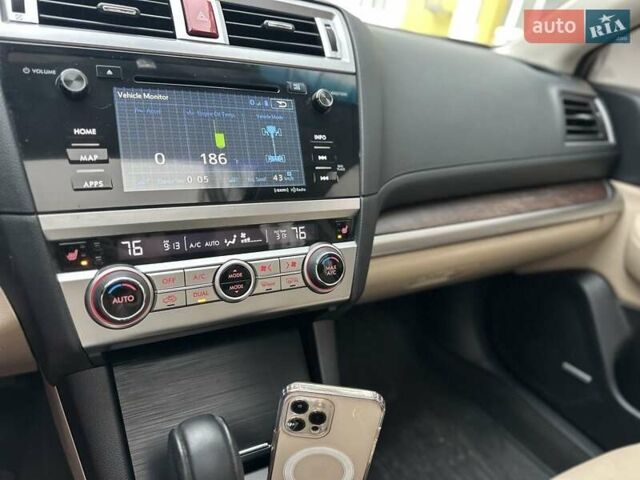 Червоний Субару Аутбек, об'ємом двигуна 2.46 л та пробігом 122 тис. км за 14700 $, фото 20 на Automoto.ua