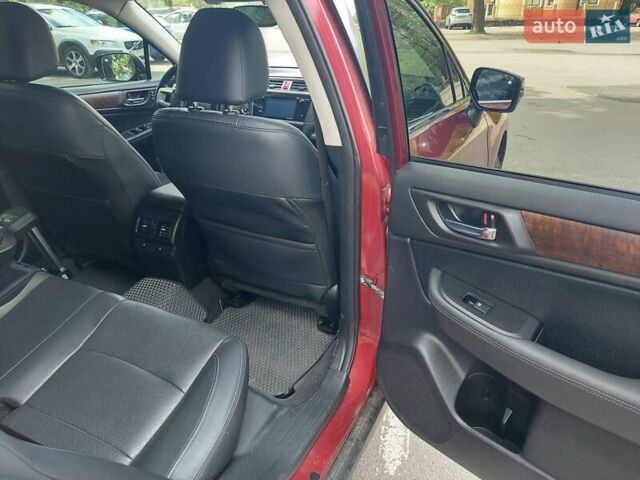 Червоний Субару Аутбек, об'ємом двигуна 2.5 л та пробігом 174 тис. км за 15300 $, фото 16 на Automoto.ua