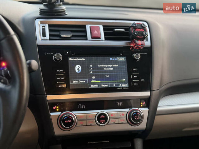 Червоний Субару Аутбек, об'ємом двигуна 2.5 л та пробігом 243 тис. км за 13200 $, фото 18 на Automoto.ua