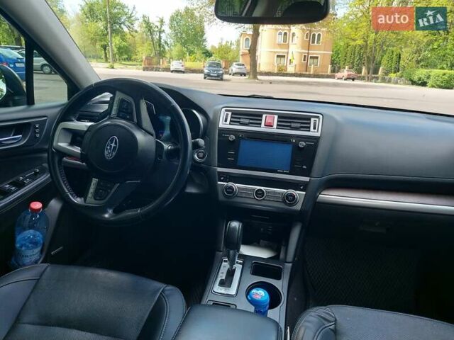 Червоний Субару Аутбек, об'ємом двигуна 2.5 л та пробігом 174 тис. км за 15300 $, фото 18 на Automoto.ua