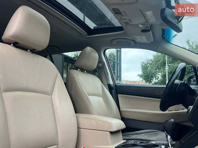 Красный Субару Аутбек, объемом двигателя 2.5 л и пробегом 174 тыс. км за 15500 $, фото 20 на Automoto.ua