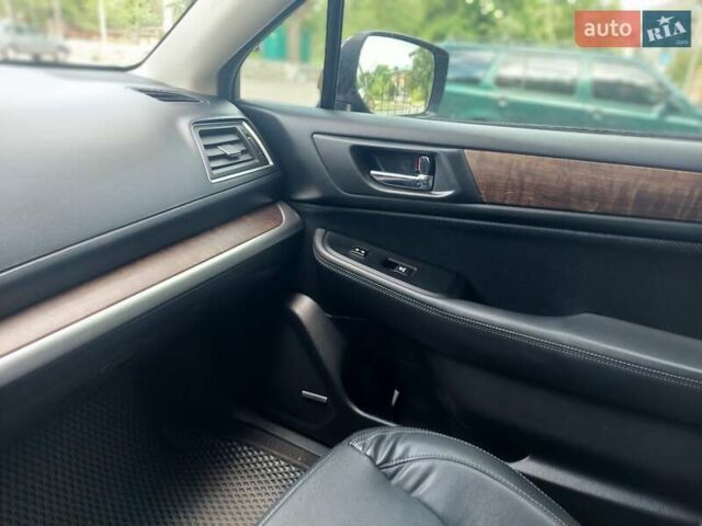 Червоний Субару Аутбек, об'ємом двигуна 2.5 л та пробігом 174 тис. км за 15300 $, фото 12 на Automoto.ua