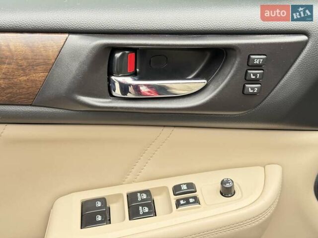 Красный Субару Аутбек, объемом двигателя 2.5 л и пробегом 90 тыс. км за 18800 $, фото 16 на Automoto.ua